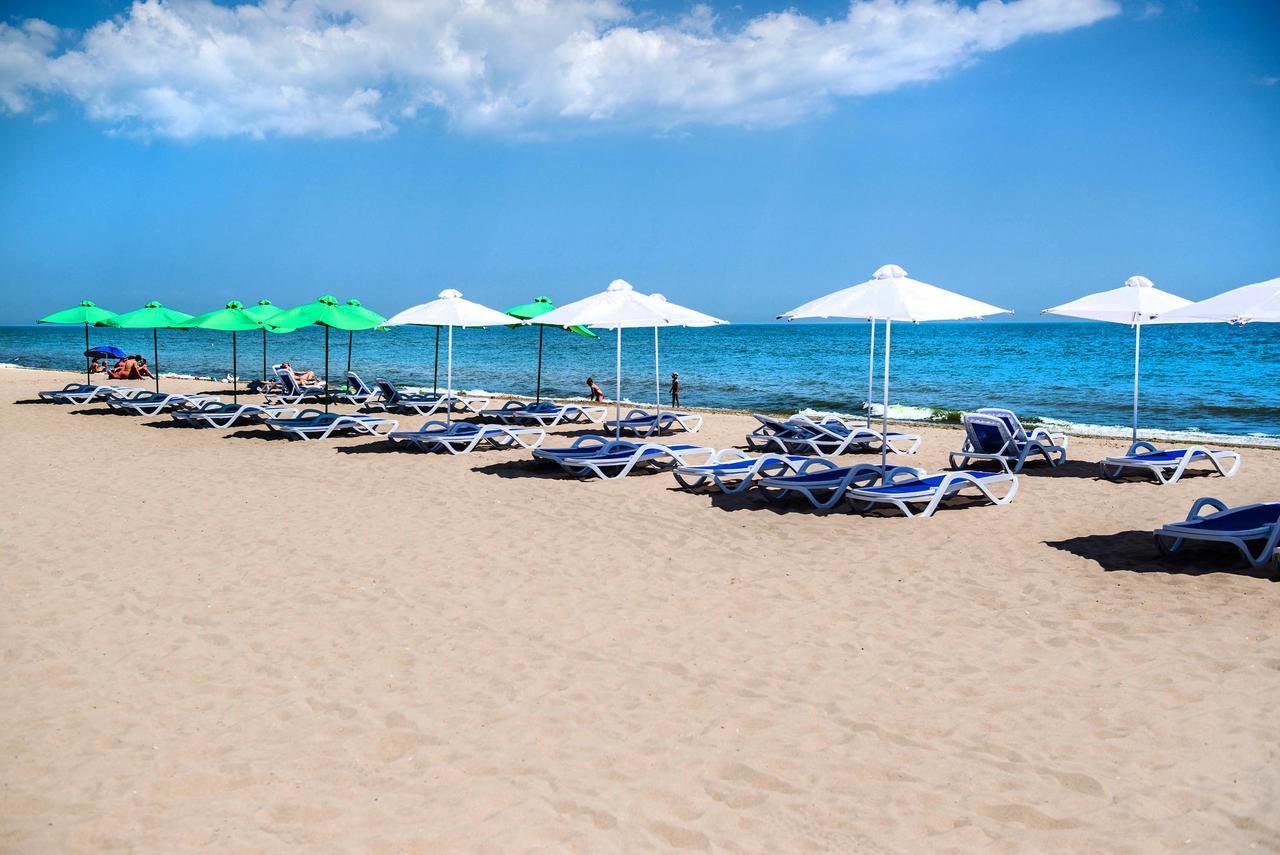 Gold Bugaz Black Sea Hotel Group Gribovka Exteriör bild